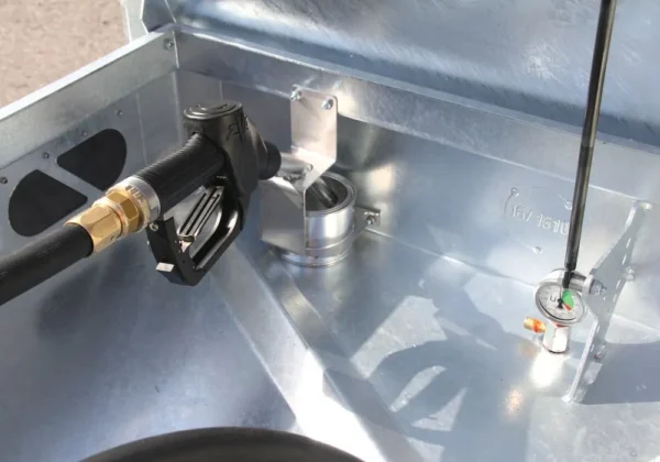 Réservoir d'essence mobile KI-B, à double paroi, 330 litres, avec pompe 230V (ATEX) et accessoires – Image 7