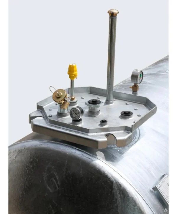 Réservoir de diesel stationnaire KA, 5 000 litres, avec pompe 230V et accessoires – Image 3